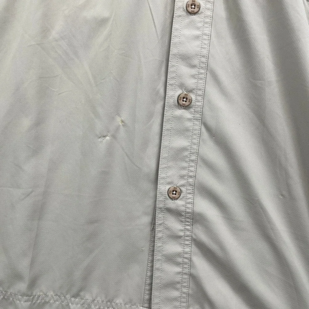 Under Armour Button Up Shirt Mens M Khaki Lightweight Vented Gorpcore Hiking